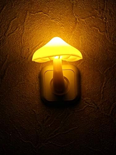 AUSAYE 4 Pack Plug in Night Light, Mushroom Light LED Nightlights for Kids, Adults, Bedroom, Bathroom,Hallway, Stairs, Kitchen Warm Yellow