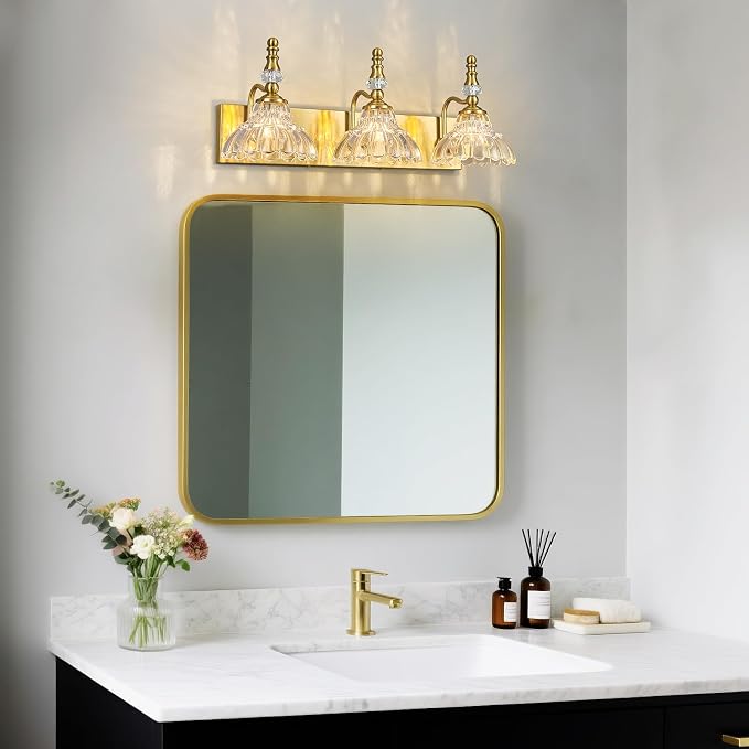 Vintage Bathroom Vanity Light, 3-Light Gold Vanity Lighting Fixture with Flower Glass Shade, Bathroom Lighting Fixtures Over Mirror
