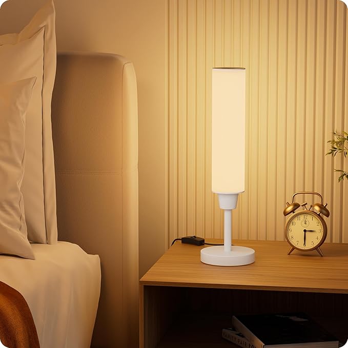 Table Lamp with Remote,Bedside Lamps for Night Stands, Nightstand Lamp with Adjustable Brightness (10%-100%) and Color Temperature (3000k-6000k),Small Lamp for Bedroom (White)