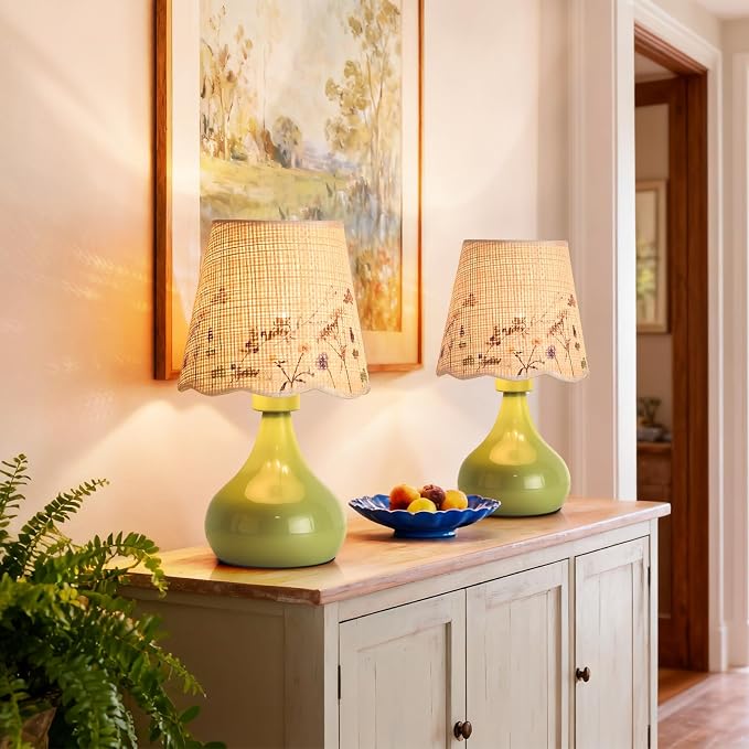 Ziqqeelam Green mall Bedside Cute Table Lamp for Bedroom, Table Lamps for Nightstand, Scalloped Rattan Shade Table Lamps for Small Spaces for Bedroom, Home Office, Living Room