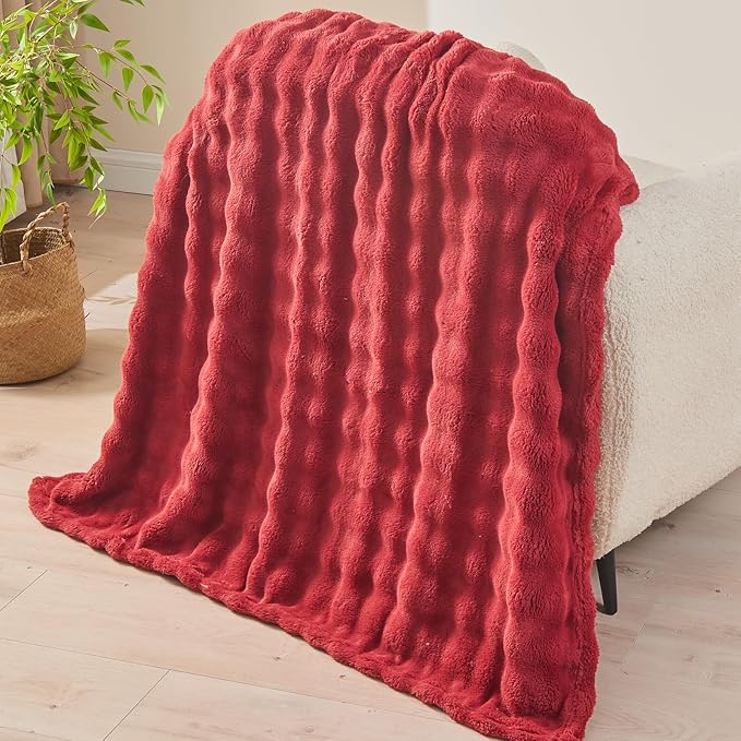 NEWCOSPLAY Twin Blanket for Couch Red Super Soft Flannel Fleece 3D Bubble Lightweight Bed Blanket All Season Use (Red, Twin(60"x80"))