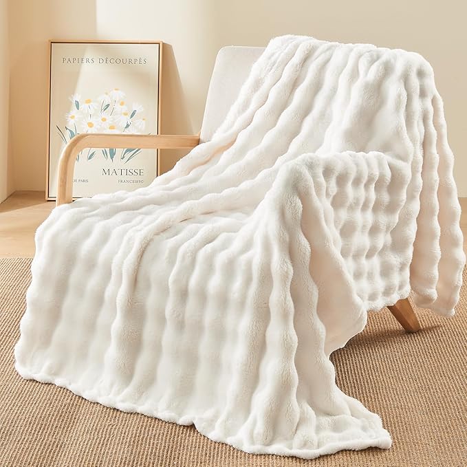 NEWCOSPLAY Twin Blanket for Couch Ivory Super Soft Flannel Fleece 3D Bubble Lightweight Bed Blanket All Season Use (Ivory, Twin(60"x80"))
