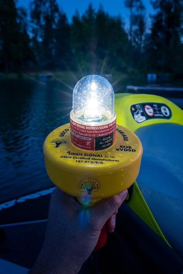 Sirius Signal A-1001 SOS LED Mini Beacon Distress Signal - USCG Approved | Electronic Boat Flare Replacement, Bright White Light + Infrared, Includes Mount, Daytime Flag & Whistle, Storage Handle