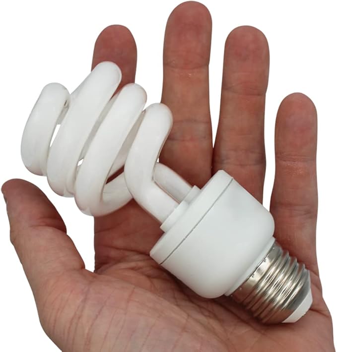 lumenivo UVB Reptile Light 15W 10.0 Desert Terrarium UVB Bulb for Bearded Dragon, Dwarf Monitors, Veiled Chameleons - Simulates UVB from The Sun to Help in Calcium Absorption - 120V - 2 Pack
