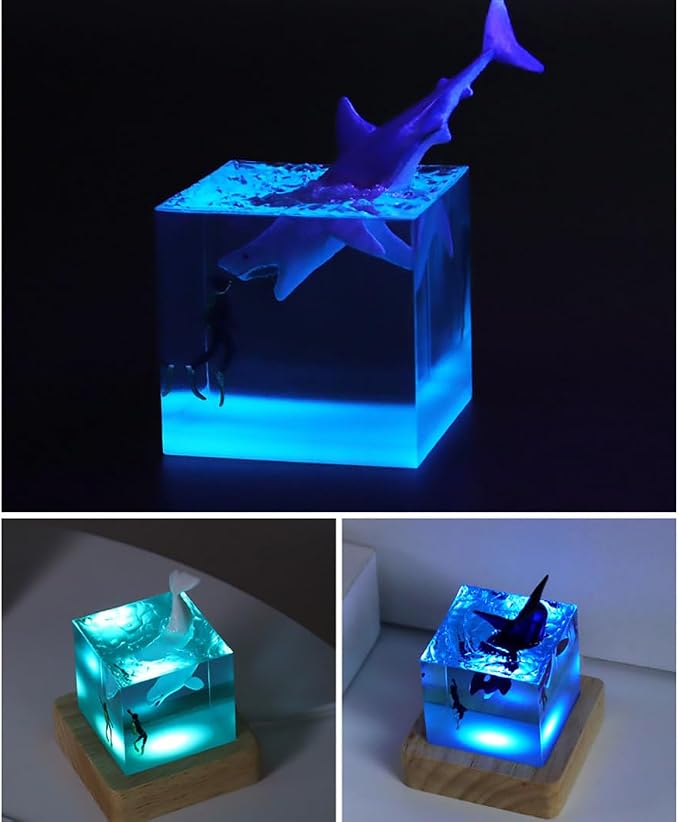 Shark Diver Night Lamp, Table Lamp, Handmade Resin Shark Lamp, Ocean Resin Cube Jewelry, Glow-in-The-Dark Night Lamp, Novelty Desktop Gift (Megalodon)