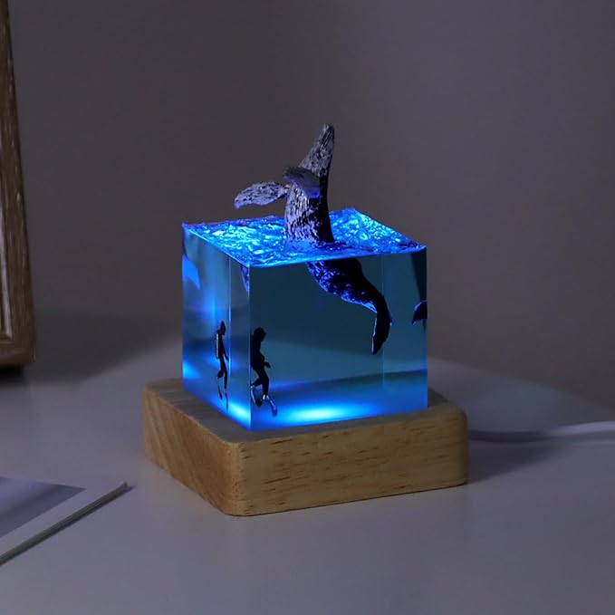 Shark Diver Night Lamp, Table Lamp, Handmade Resin Shark Lamp, Ocean Resin Cube Jewelry, Glow-in-The-Dark Night Lamp, Novelty Desktop Gift (Megalodon)