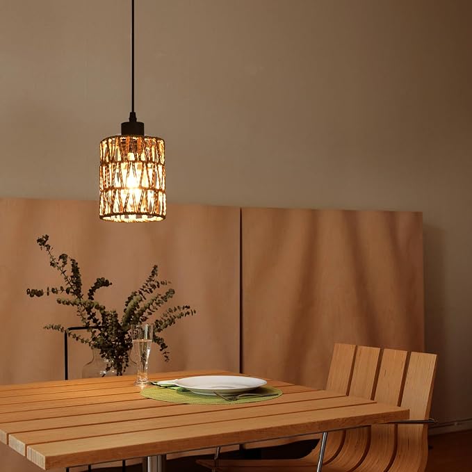 Farmhouse Pendant Light Fixture, Black Pendant Lights for Kitchen Island Industrial Lantern Pendant Light Fixtures with Light Shade, Adjustable Height Hanging Pendant Lighting