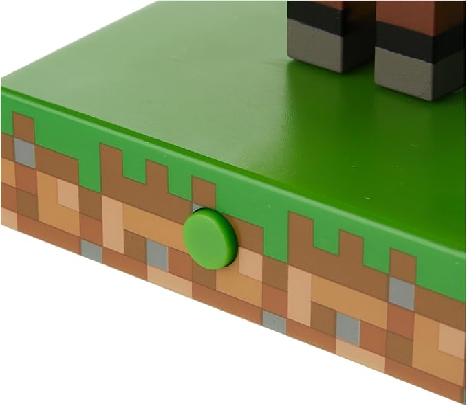 Minecraft Alex Icon Light - Officially Licensed Minecraft Gift for Gamers, Battery Powered Night Light | Paladone