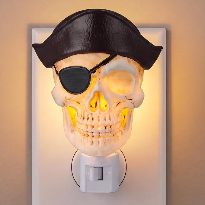 1 Pcs Skull Night Light 3D Wall Nightlight with Auto On/Off Dusk to Dawn Sensor Decorative LED Night Lamp for Bedroom Bathroom Hallway Kids Room Home Decor