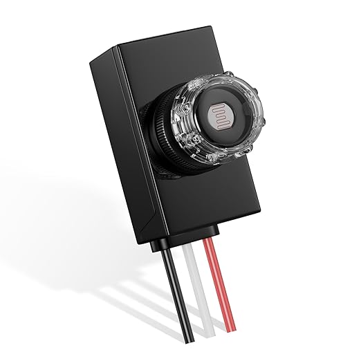 Dusk to Dawn Sensor,Greencycle IP65 Photoelectric Switch for Outdoor Pole Light for Outdoor Lighting 120-277V, Photo Cell Automatic On/Off, Waterproof, Energy Saving,UL Listed,1PK