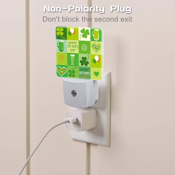 Happy St. Patrick's Day Night Light for Kids,Clover and Green Beer Night Light Plug in with Dusk to Dawn Sensor, 0.5w Energy Saving Sleep Friendly Nightlight for Hallway Stairway Kitchen Bedroom