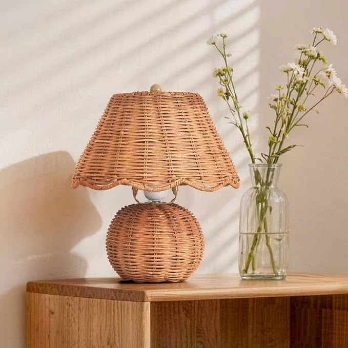 Rattan Small Bedside Mini Table Lamp for Bedroom, Boho Bedroom Lamps for Nightstand, Wicker Mini Table Lamps for Small Spaces with Scalloped Shade for Kitchen Counter, Bookshelf, Kids Dorm, Office