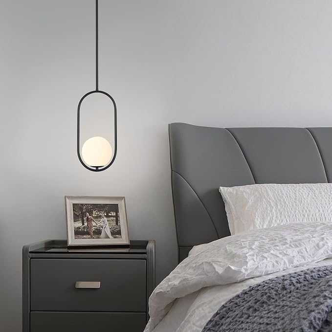 SeeU Modern Pendant Lighting One Light Chandelier Globe Black Pendant Light Indoor Hanging Light Fixture for Kitchen Island Dinning Room Bedroom