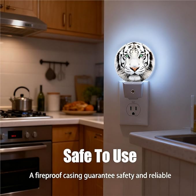 Plug-in Tiger Night Light Wildlife Portrait Night Lights Plug into Wall with Auto on/Off Sensor, 0.5W LED Nightlight for Bedroom Bathroom Kitchen Hallway