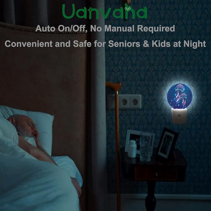 Jellyfish Nightlight Exotic Sea Ocean Creature Aquatic Animals Night Lights Plug into Wall Dusk to Dawn Sensor Round Night Light for Adults Boys Girls, 0.5W Energy Efficient