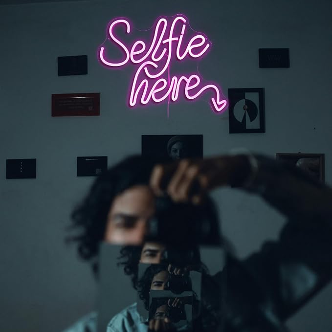Selfie Here Neon Sign Dimmable Pink Words Light Up Sign for Wall Decor Selfie Led Neon Light for Selfie Station Photo Studio Bedroom