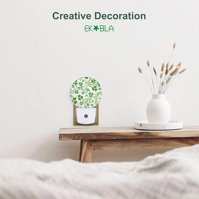 EKOBLA St. Patrick's Day Night Light, Green Clover Shamrock Lucky Leaf Night Lights Plug Into Wall with Dusk to Dawn Sensor, 0.5W LED Lamp