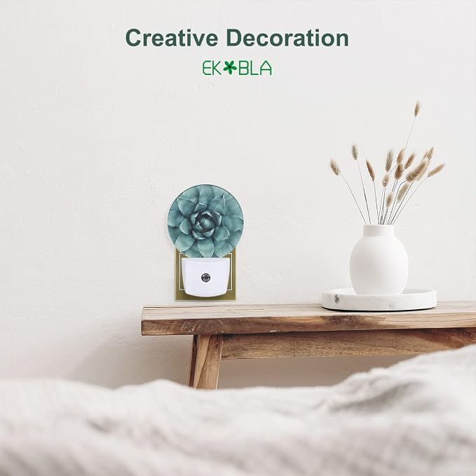 EKOBLA Cactus Night Light, Green Tropical Plant Night Lights Plug Into Wall with Dusk to Dawn Auto Sensor for Bathroom, Hallway, Kitchen and Indoor Home Decor