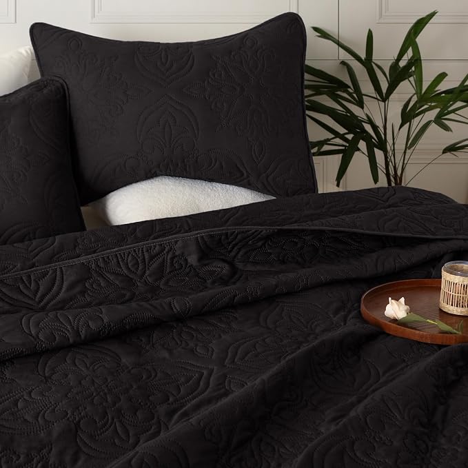 Whale Flotilla Cal King Quilt Set Vintage Damask Reversible Bedspread | Suitable for Bed, 3 Pieces Black Lightweight Breathable Oversized Quilts, Ultrasonic Coverlet Bed Cover with 2 Pillow Shams
