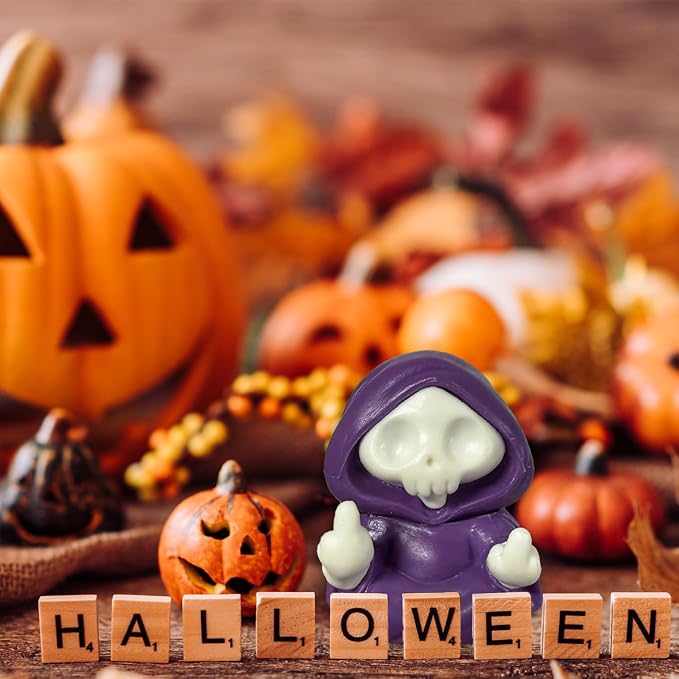 Halloween Skull Figurine Spooky & Cute Ghost Statue Halloween Ghost Statues, Cute Mini Middle Finger Skeleton Sculpture for Holiday Desk Office Table Ornaments Decoration