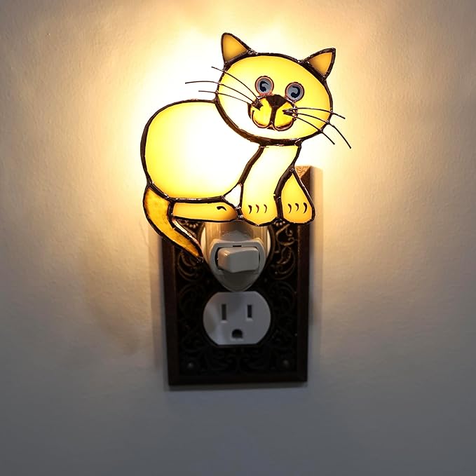 Gift Essentials Tan Cat Plug in Night Light - Stained Glass Nightlight with On/Off Rocker Switch - Includes One 4 Watt Replaceable Incandescent Warm Glow Bulb