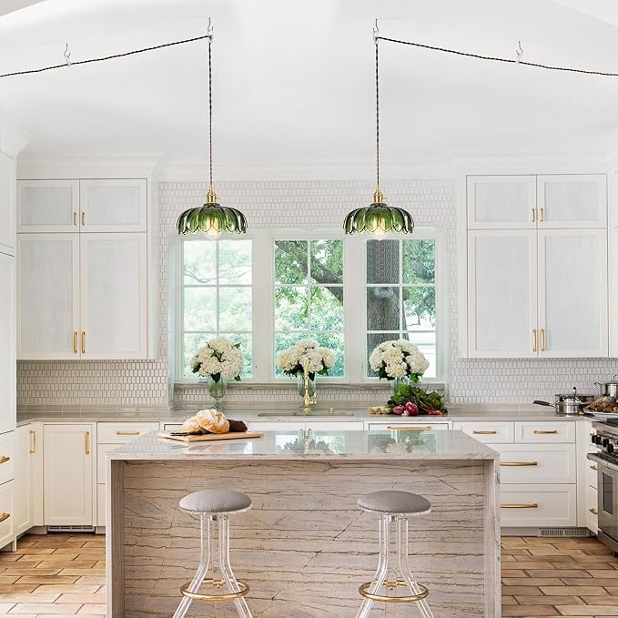 XZHGCEE Plug in Pendant Light Fixtures: Hanging Light Plug in Green Glass Hanging Lamp, Pendant Lighting for Kitchen Island, Bedroom, Dining Room, Living Room, E26 No Bulb