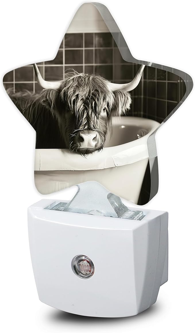 Highland Cow Nightlight,Rustic Retro Bathtub Star Night Lights Plug into Wall Decorations for Bedroom Bathroom,Dusk to Dawn Sensor Kitchen Hallway Stairs Energy Efficient Desk Lamp