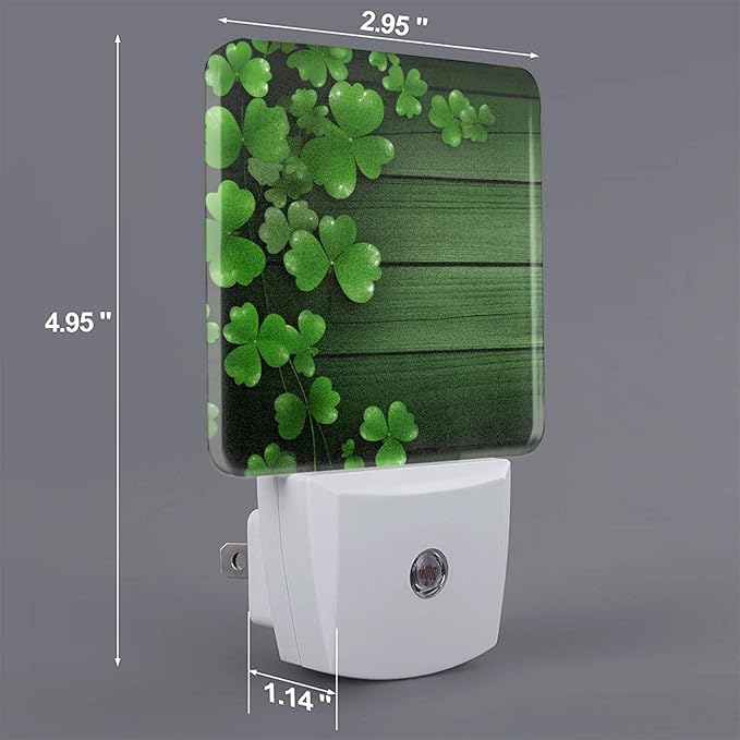 Green Clovers Wood Night Light Set of 2, St Patrick's Day Auto Sensor LED Dusk-to-Dawn Nightlights, Plug-in Sensor Lamp for Bedroom Bathroom Kitchen Hallway Stairs Decorative
