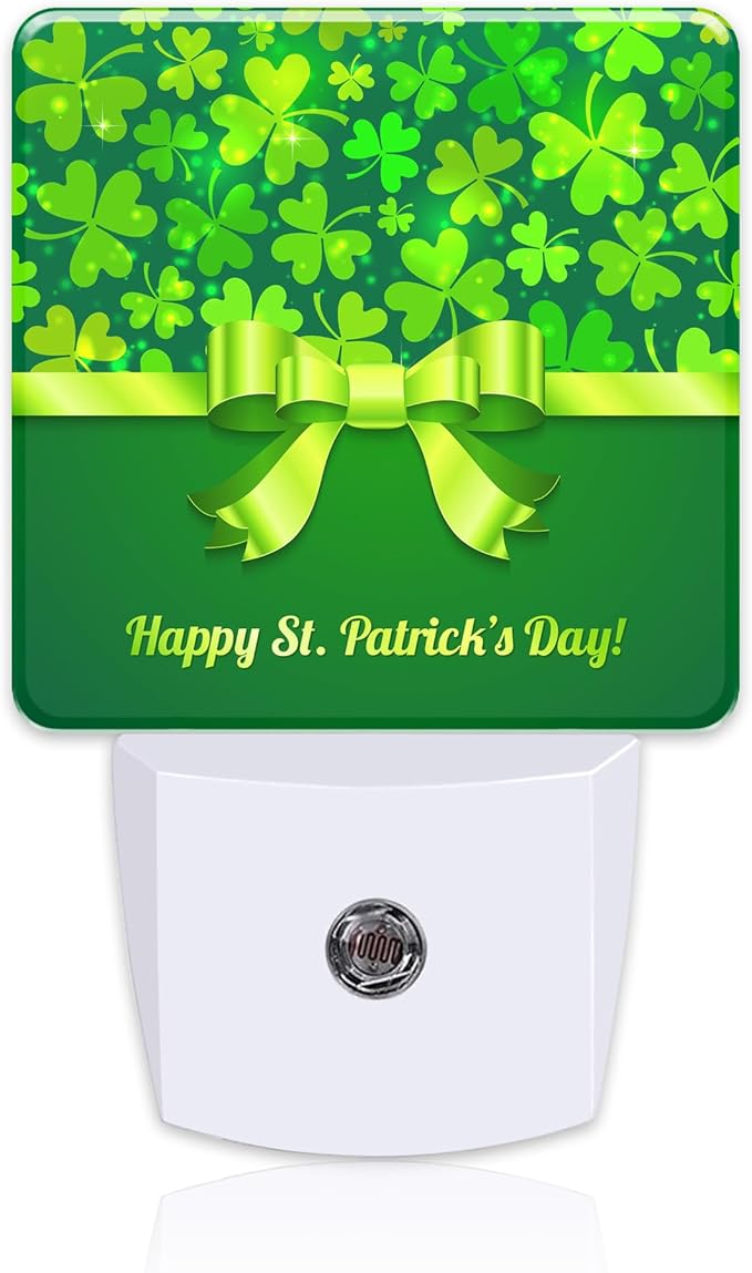 Happy St Patrick's Day Night Light Plug into Wall,Green Saint Patrick's Shamrock Dusk to Dawn Night Light Plug in,0.5w Energy Saving Sleep Friendly NightLight for Kids Boys Girls Home Decor