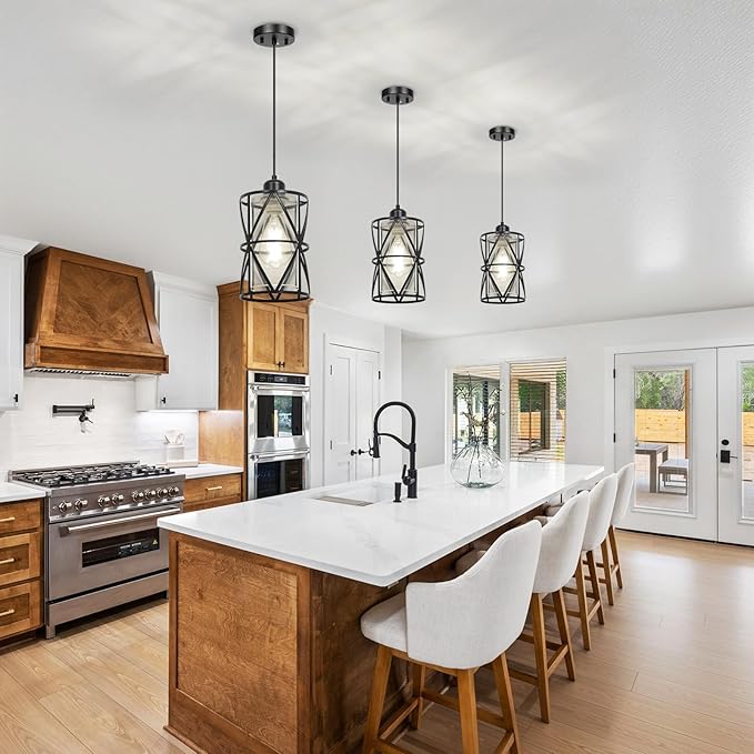 Black Pendant Lights Kitchen Island, Pendant Light with Clear Glass Shade, Modern Hanging Light Fixture, Adjustable Cord Length, Easy Install, Ceiling Light for Kitchen Island, Foyer, Dining Room