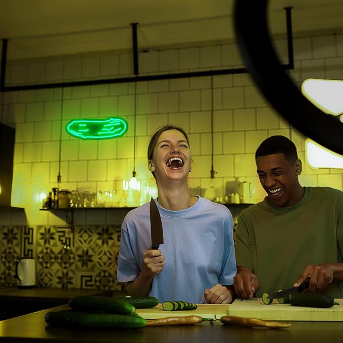 Fun Cucumber Neon Sign Green Cucumber Neon Light for Wall Decor Green LED Light up Bar Signs for Kitchen Bedroom Bar Cafe Restaurant Party Decor Gift, 16 x 6 x 2.36 Inches