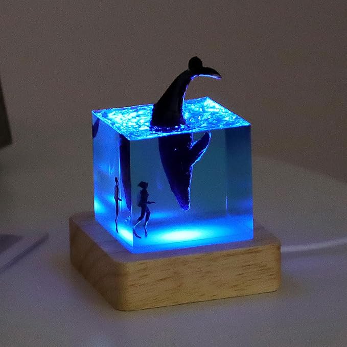 Shark Diver Night Lamp, Table Lamp, Handmade Resin Shark Lamp, Ocean Resin Cube Jewelry, Glow-in-the-Dark Night Lamp, Novelty Desktop Gift (Humpback Whale - Entering Water)