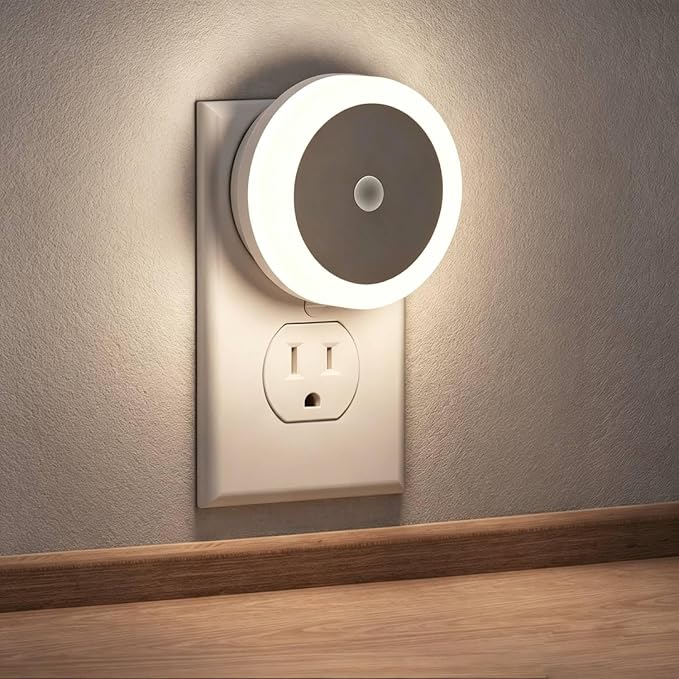 LED Night Light, Night Lights Plug into Wall, Dusk to Dawn Sensor | 4 Pack LED Night Light for Kids Room, 5000K Daylight White Bright Nightlight Plug in Night Light for Bathroom Stair Hallway