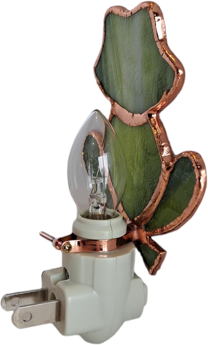 Gift Essentials Green Frog Plug in Night Light - Stained Glass Nightlight with On/Off Rocker Switch - Includes One 4 Watt Replaceable Incandescent Warm Glow Bulb