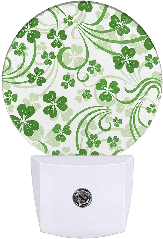EKOBLA St. Patrick's Day Night Light, Green Clover Shamrock Lucky Leaf Night Lights Plug Into Wall with Dusk to Dawn Sensor, 0.5W LED Lamp
