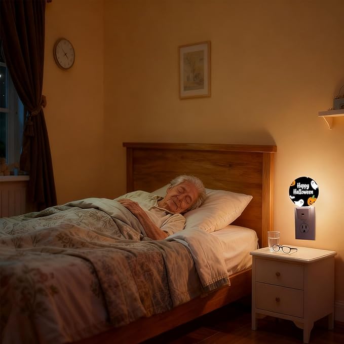 Mugod Happy Halloween Plug-in Nightlights Pumpkins Ghosts and Bats Night Light Plug into Wall with Dusk-to-Dawn Sensor LED Lighting 0.5W Sleep-Friendly