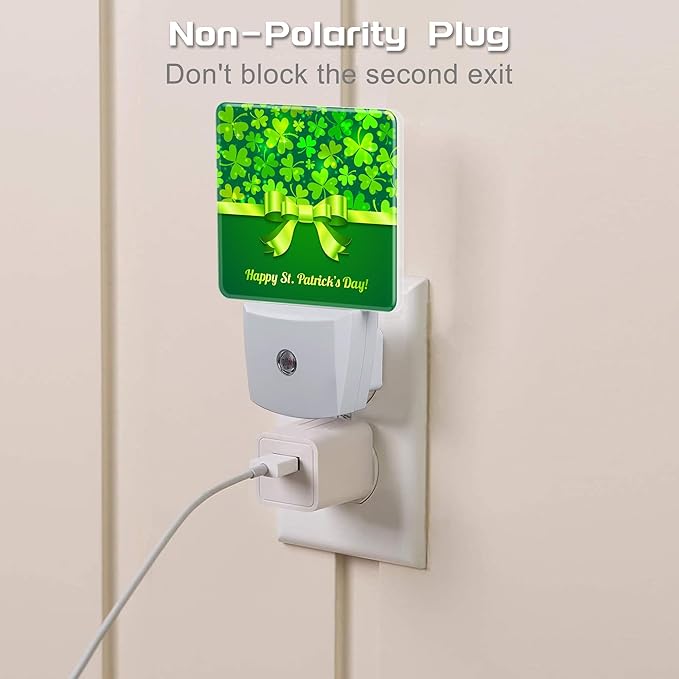 Happy St Patrick's Day Night Light Plug into Wall,Green Saint Patrick's Shamrock Dusk to Dawn Night Light Plug in,0.5w Energy Saving Sleep Friendly NightLight for Kids Boys Girls Home Decor