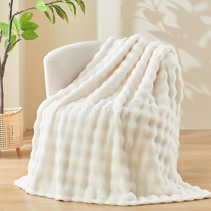 NEWCOSPLAY Twin Blanket for Couch Ivory Super Soft Flannel Fleece 3D Bubble Lightweight Bed Blanket All Season Use (Ivory, Twin(60"x80"))
