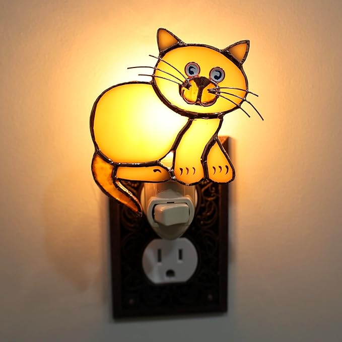 Gift Essentials Tan Cat Plug in Night Light - Stained Glass Nightlight with On/Off Rocker Switch - Includes One 4 Watt Replaceable Incandescent Warm Glow Bulb