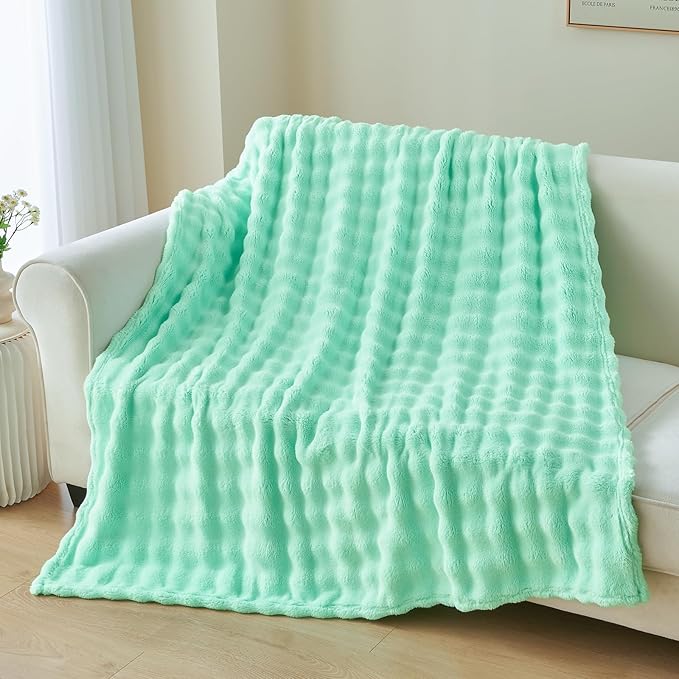 NEWCOSPLAY Throw Blanket for Couch Aqua Super Soft Flannel Fleece 3D Bubble Lightweight Bed Blanket All Season Use (Aqua, Throw(50"x60"))