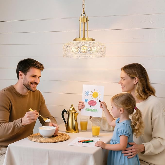 Vintage 3-Light Pendant Lights Kitchen Island, Gold Brushed Metal & Clear Glass Ceiling Pendant Light, Adjustable Gold Chandelier Light Fixture Over Dining Table ,Bathroom, Breakfast, Hallway, E12*3