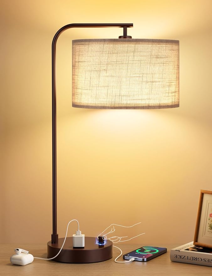 Innqoo Grey Tall Lamp for Bedroom with USB Port and Outlet, Dimmable Nightstand Bedside Lamps with Linen Lampshade, Desk Lamp for Home Office, Living Room, Guest Room, LED Bulb Included