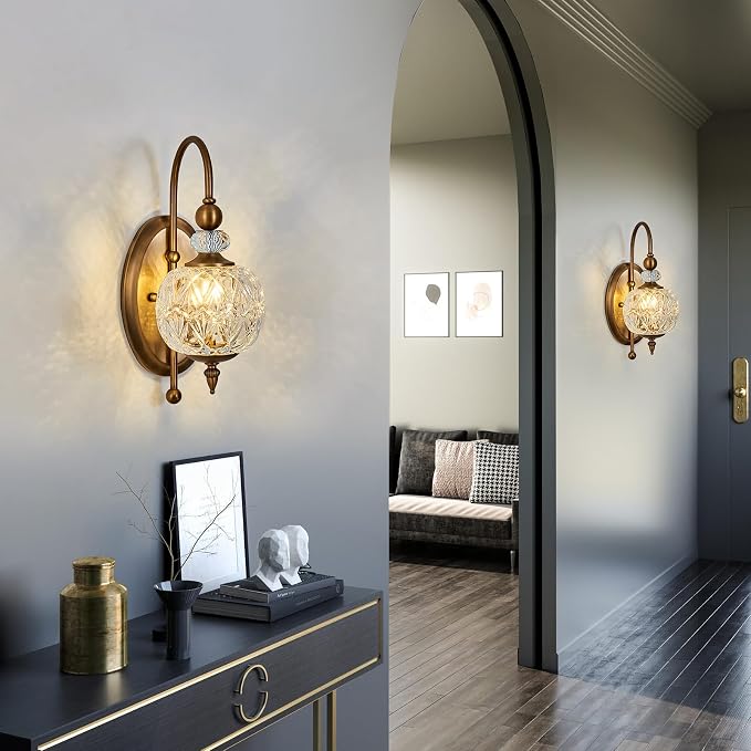 Piepooye Vintage Gold Wall Sconce with Glass Globe Shade Mid Century Brushed Brass G9 Bulb Vanity Light Indoor Wall Light for Bathroom Farmhouse Bedroom Living Room Hallway