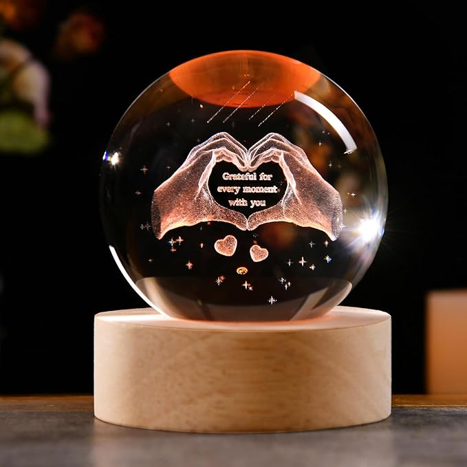 IFOLAINA 3D Heart Crystal Ball for Women Mom Wife Friends Valentines Glass Heart Hands Shaped Decor 2.36" Decorative Glass Sphere Lamp - Grateful for Every Moment with You