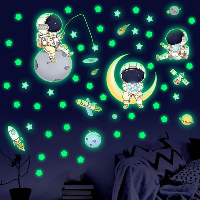 DIY Creativity Starry Sky Astronaut Night Light Stickers Cartoon Rabbit Wall Stickers Star Spaceship Night Light Stickers Room Decoration Wall Stickers (Astronaut Green Light)