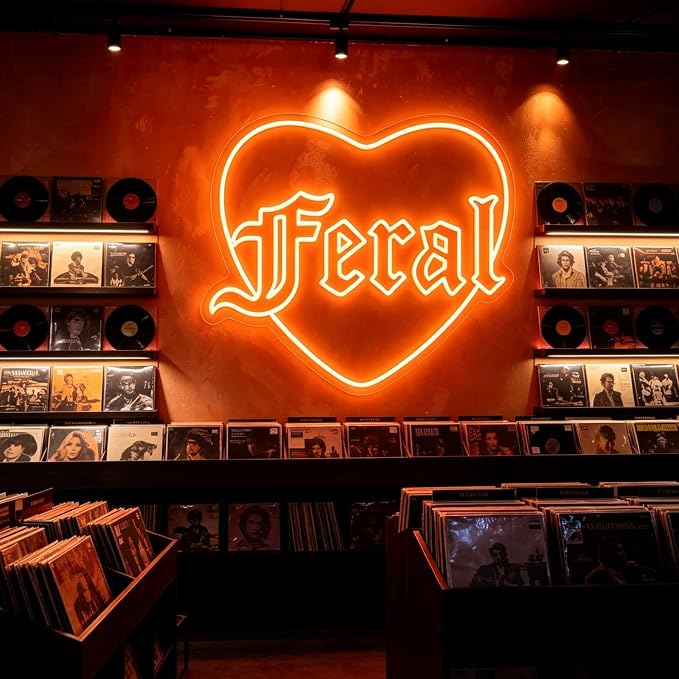 Custom Feral Heart Neon Sign LED Neon Light for Wall Decor Gothic Neon Sign for Bedroom Bar Party Tattoo Studio Bachelorette Trendy Wall Art Halloween Decoration Goth Lover Gifts