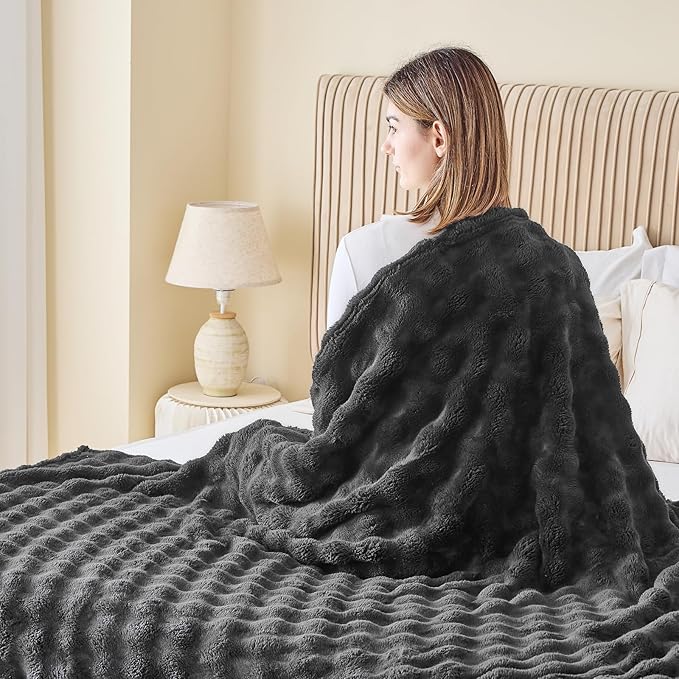 NEWCOSPLAY Throw Blanket for Couch Dark Grey Super Soft Flannel Fleece 3D Bubble Lightweight Bed Blanket All Season Use (Dark Grey, Throw(50"x60"))