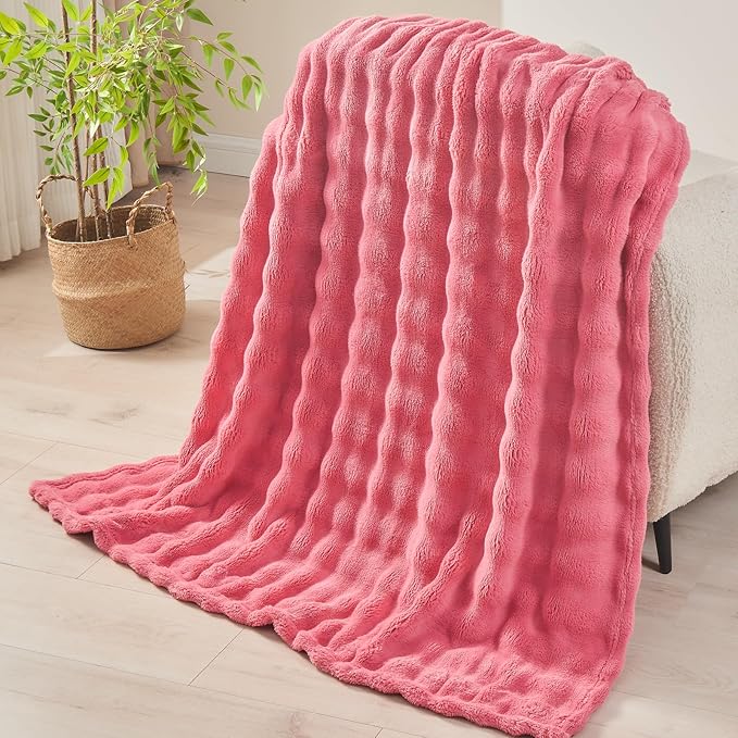 NEWCOSPLAY Queen Blanket for Couch Coral Pink Super Soft Flannel Fleece 3D Bubble Lightweight Bed Blanket All Season Use (Coral Pink, Queen(90"x90"))
