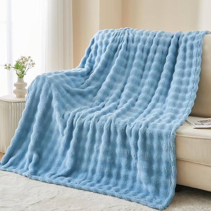 NEWCOSPLAY Throw Blanket for Couch Blue Super Soft Flannel Fleece 3D Bubble Lightweight Bed Blanket All Season Use (Blue, Throw(50"x60"))