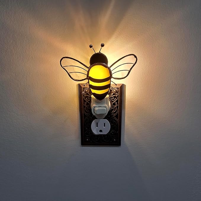 Gift Essentials Honey Bee Plug in Night Light - Stained Glass Nightlight with On/Off Rocker Switch - Includes One 4 Watt Replaceable Incandescent Warm Glow Bulb